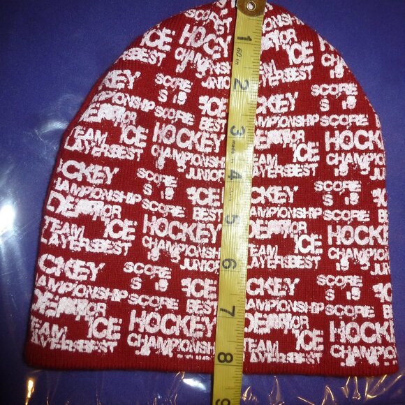 Hockey Hat Beanie Red with white prints and LOGO - Picture 5 of 8